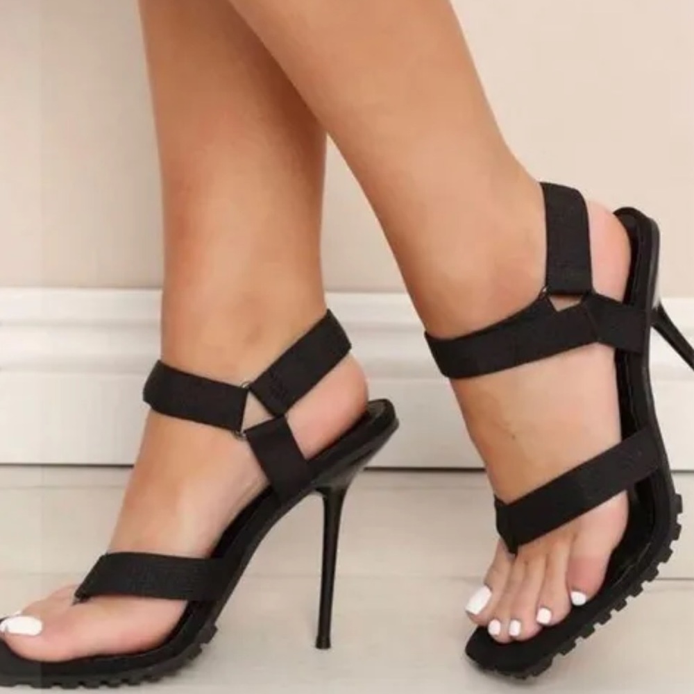 🌸 Mata Thong Stiletto Strap Sandals — NWT | 3 Colors Available! - Picture 11 of 11
